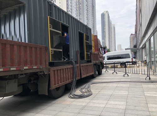 相山冷却液不足的情况下如何检查柴油发电机组？